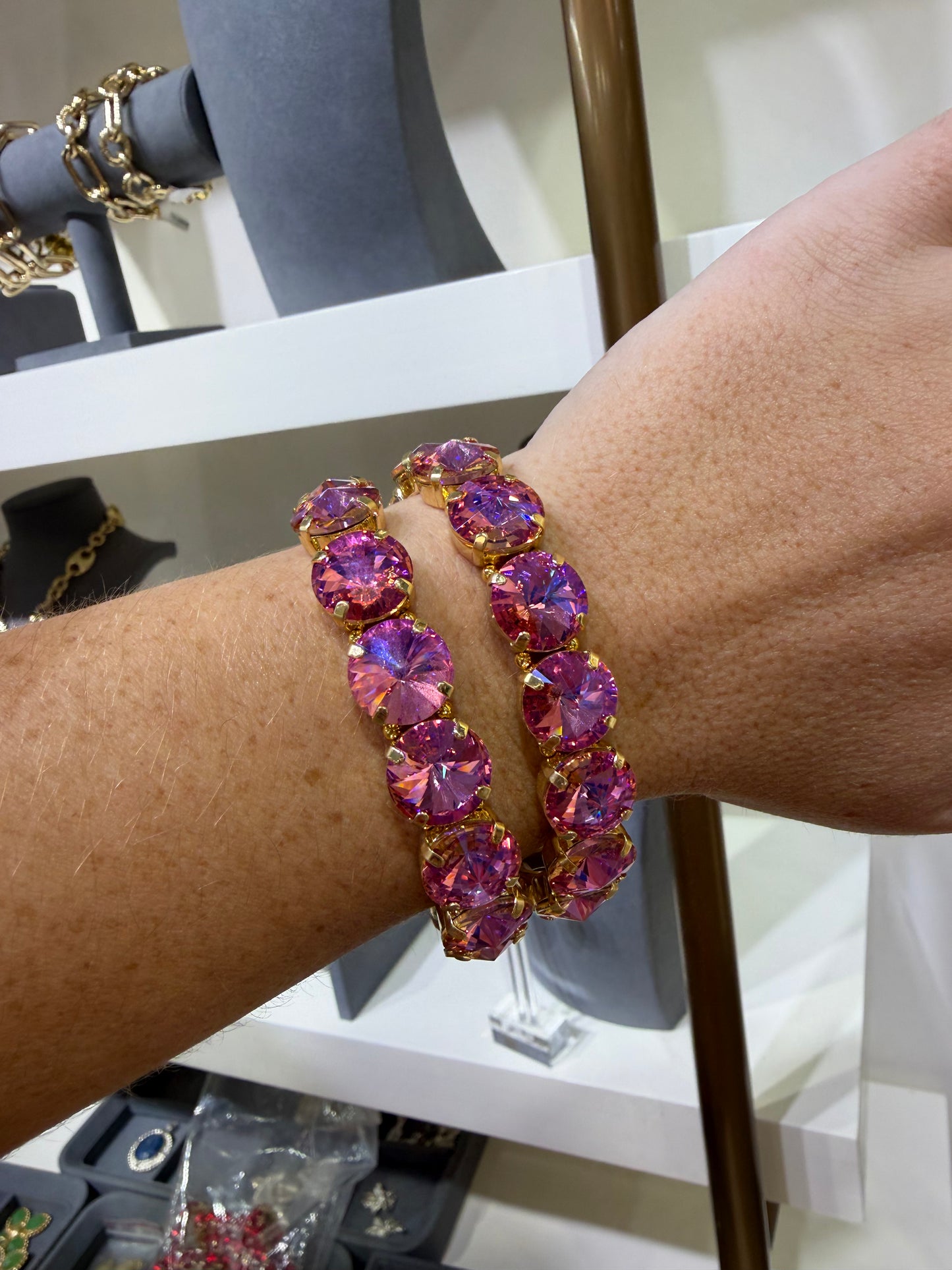 Majestic Pink Stretch Bracelet