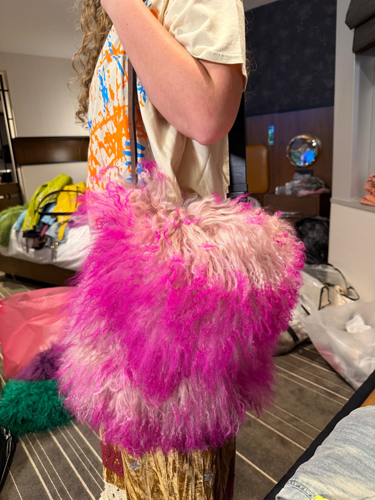 Tibetan Lamb Fur Purse(Fusia &pink)