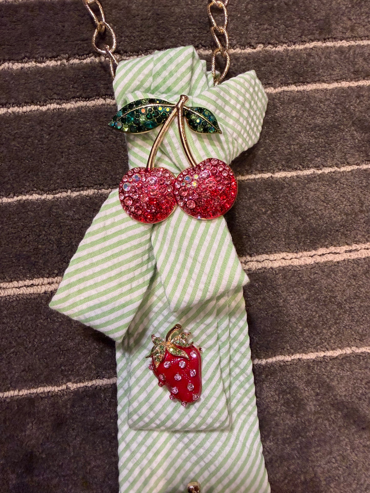 Freshly Picked Tie Necklace