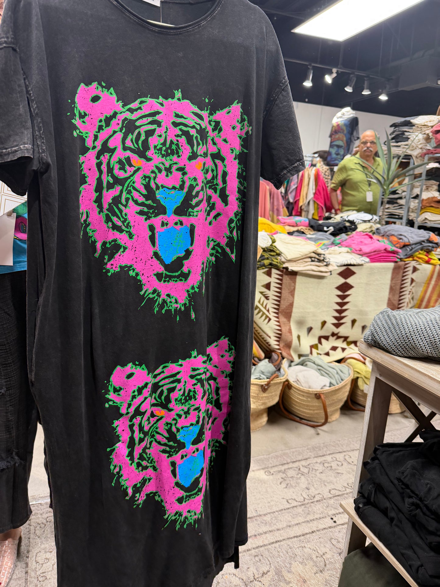 BLACK NEAON TIGER DRESS