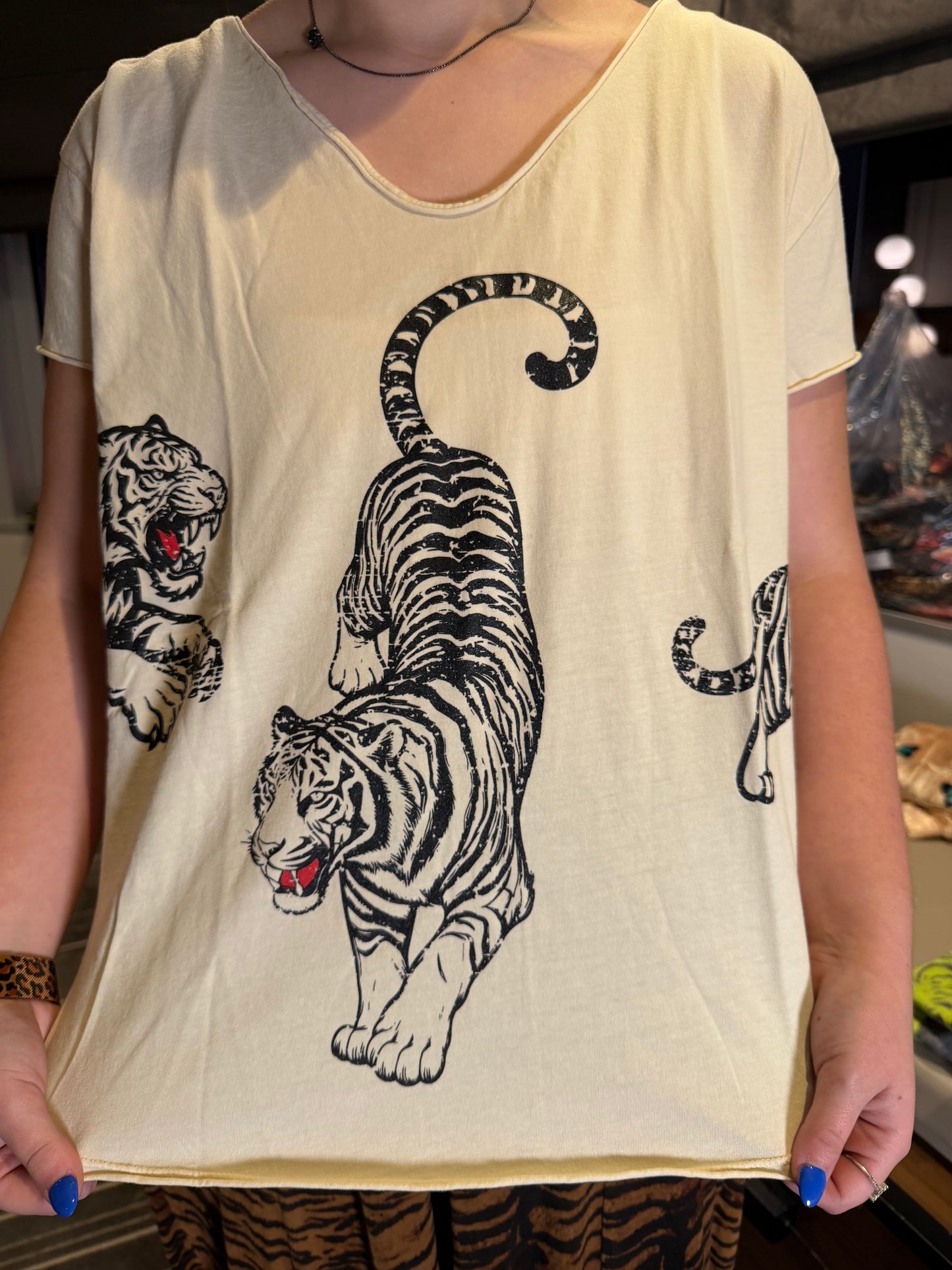 Cream 3 Black Tiger Top