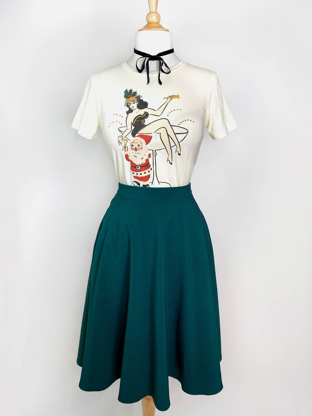 Santa Baby Fitted Tee in Ivory