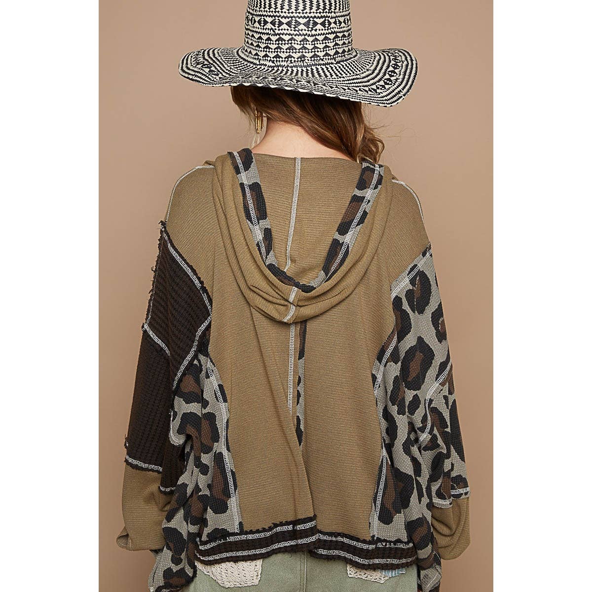 Semi Cropped Leopard Print Hoodie Zip Up