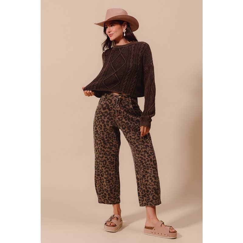 LEOPARD PRINT TWILL MID RISE WIDE LEG BARREL SHAPE PANTS