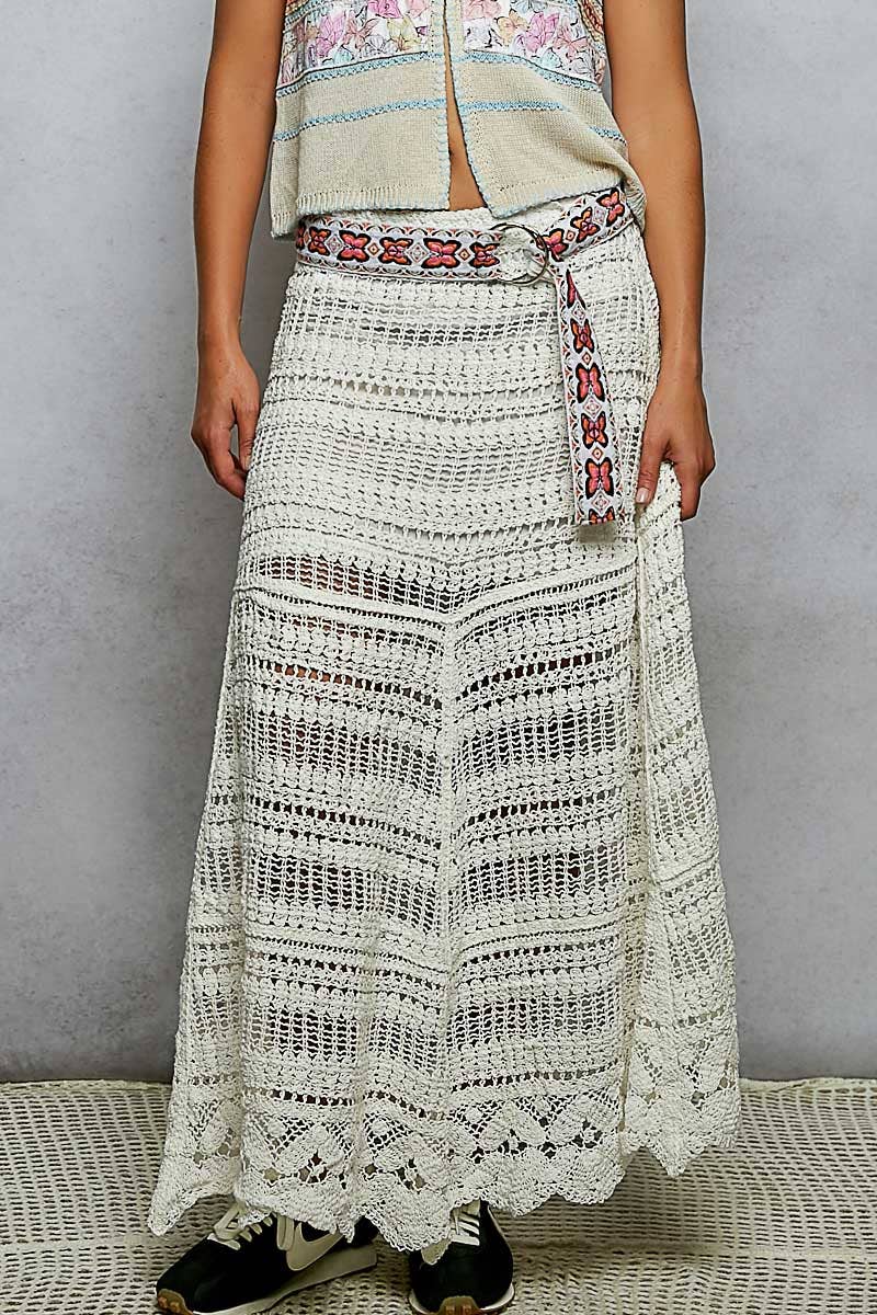 Embroidered butterfly pattern 'O' ring adjustable cloth belt