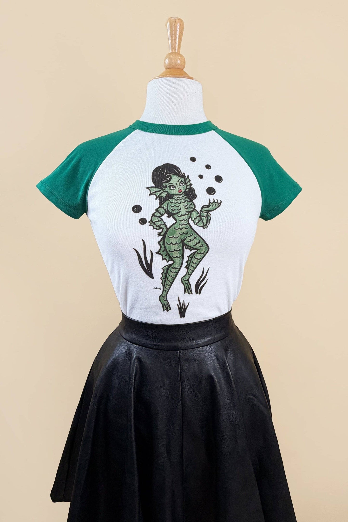 Lagoon Lady Short Raglan Cropped baby tee in White/Green