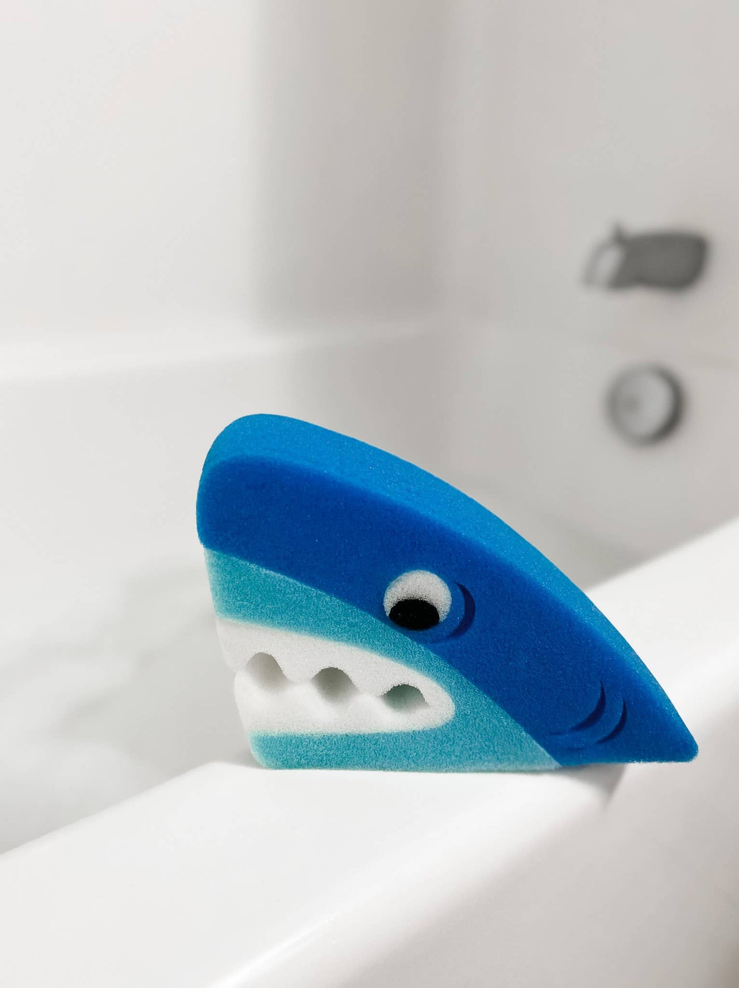 Bath Biters - Shark Bath Sponge