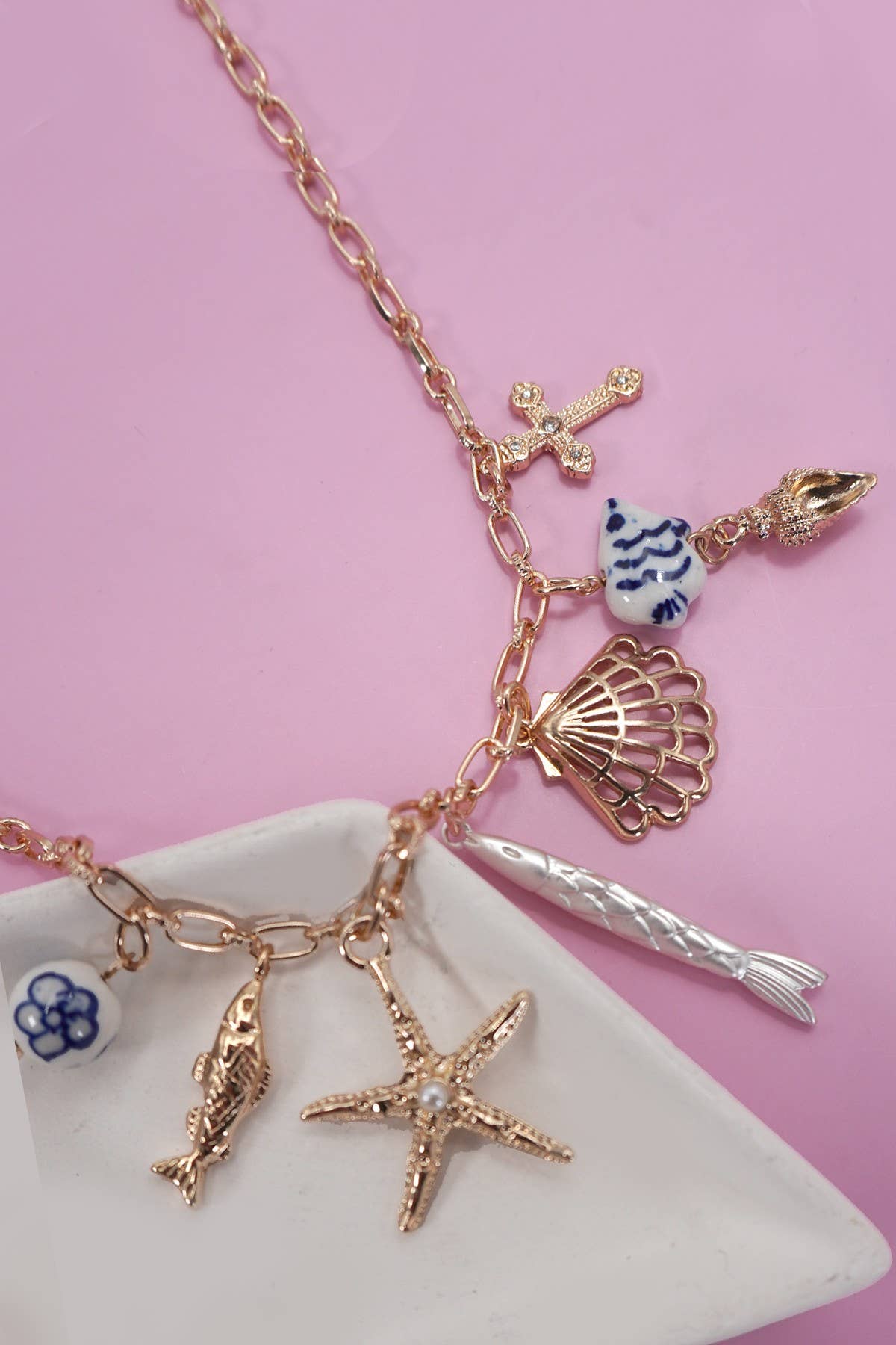 CHARM NECKLACE-PORCELAIN SEASHELL AND STARFISH