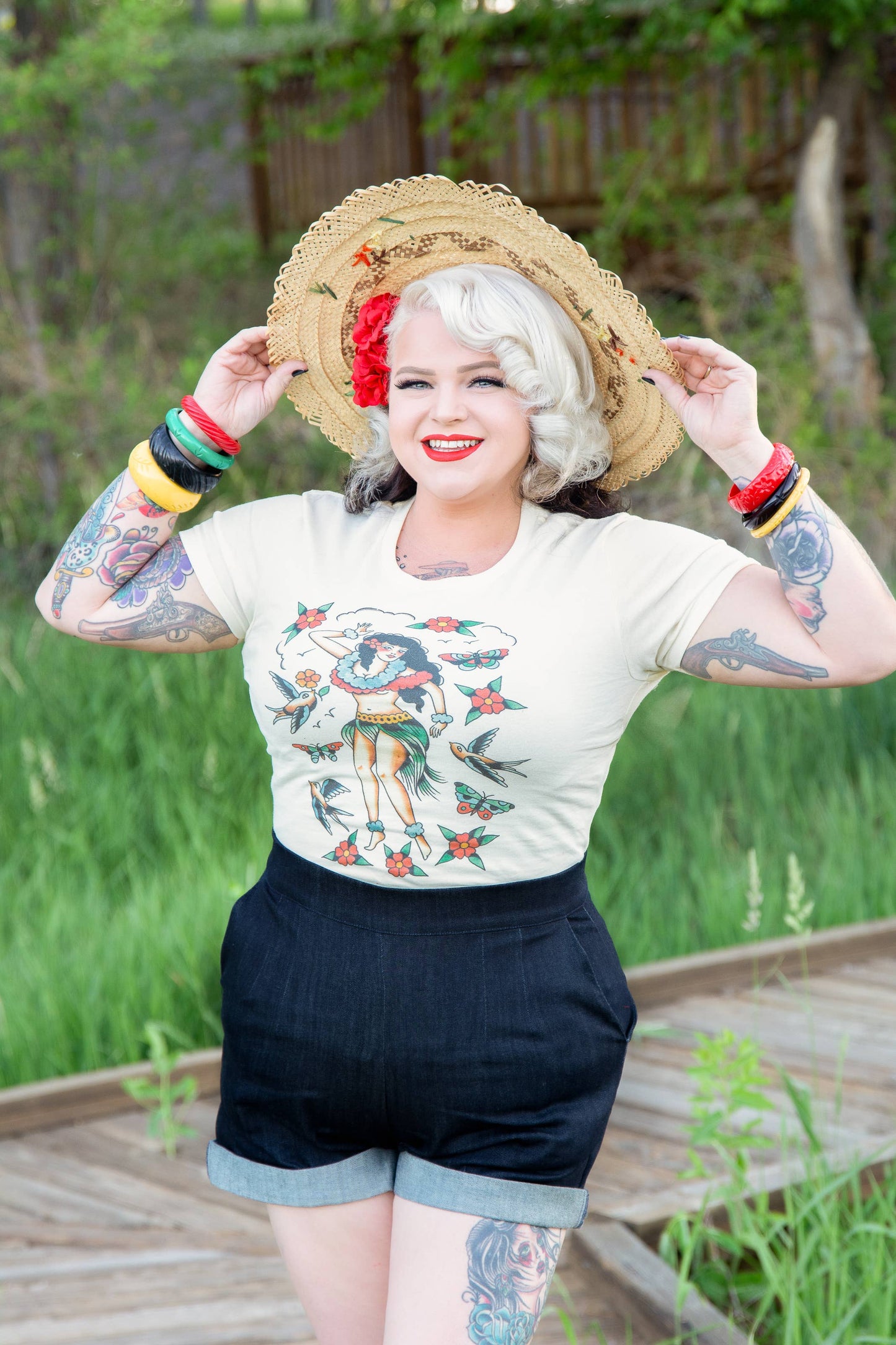 Hoaloha Fitted Tee in Ivory