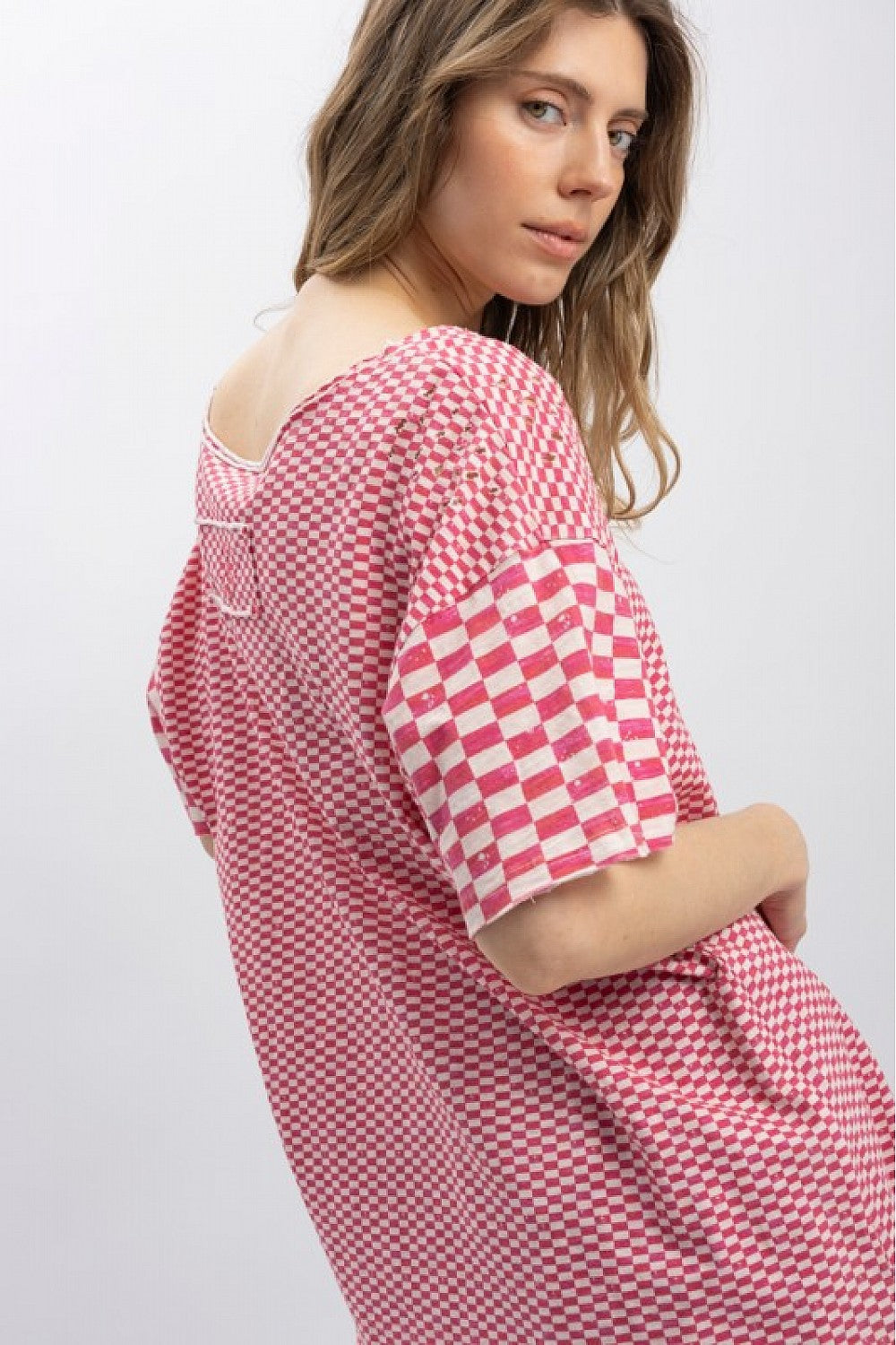 PINK CHECKERED SHORTSLEEVE SHIRT